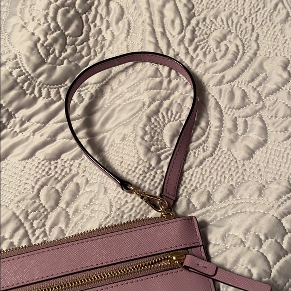 Kate spade wristlet - Picture 3 of 5